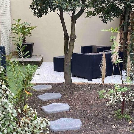 Studio Equipe En Rez De Jardin 빌뢰르반 외부 사진
