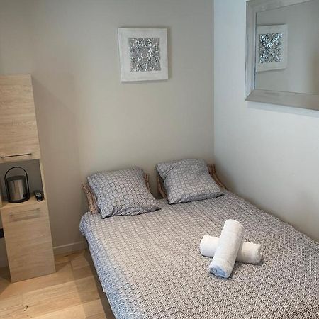 Studio Equipe En Rez De Jardin 빌뢰르반 외부 사진