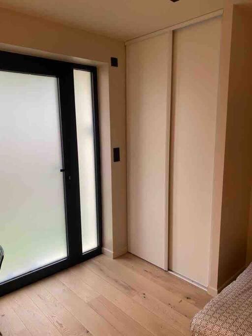 Studio Equipe En Rez De Jardin 빌뢰르반 외부 사진
